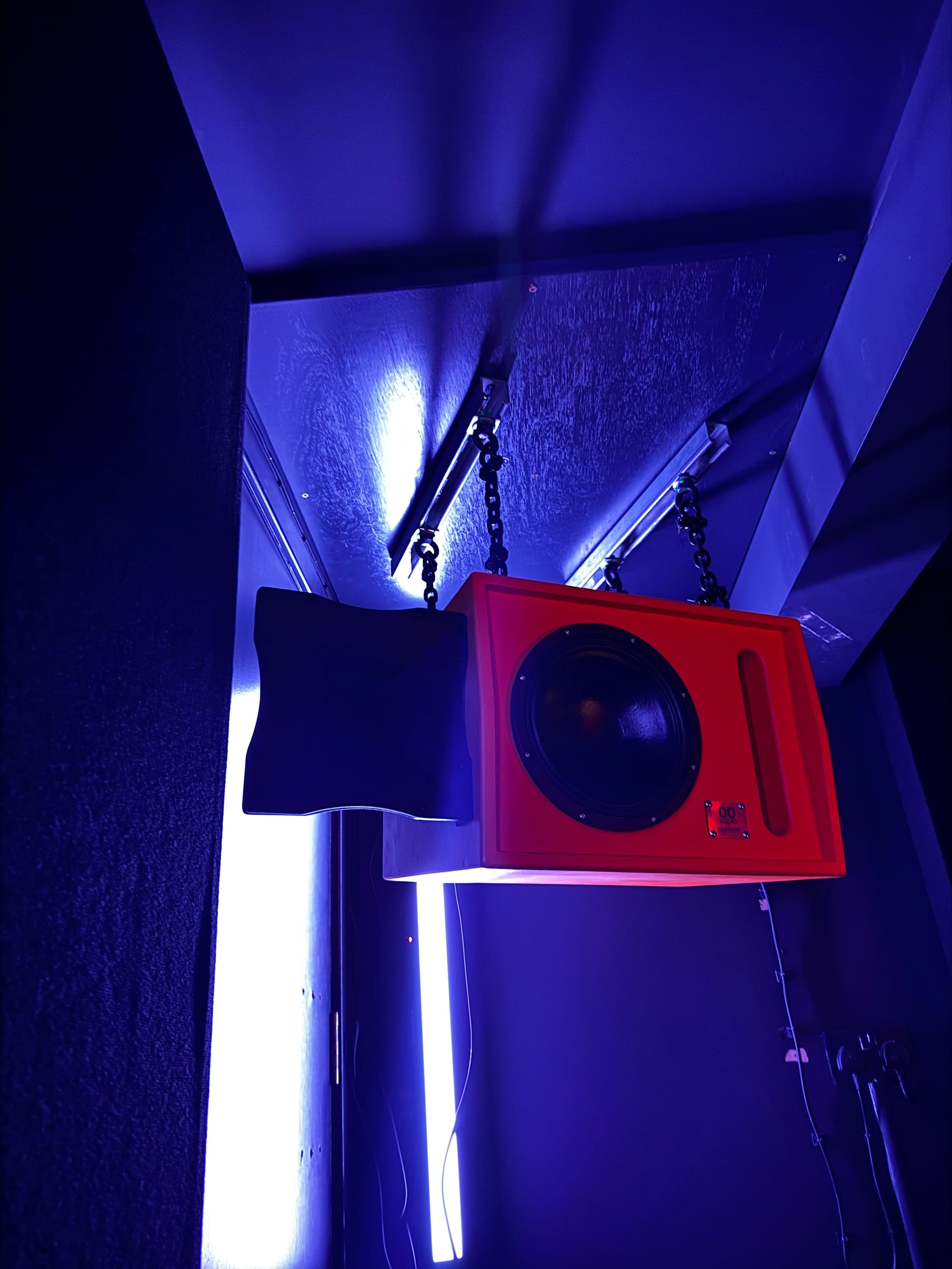 A custom 00 Audio top installed in The Darkroom